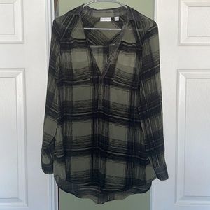 New York & Company Green and Black Button Down Shirt, Women’s Size Medium